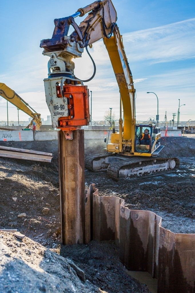 Gilbert Sidegrip vibratory hammer TM Multigrip Lesanco ApS