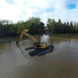Bell Amphibous Excavator